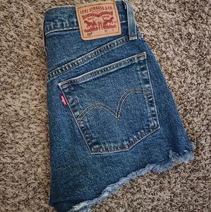 501 levi shorts